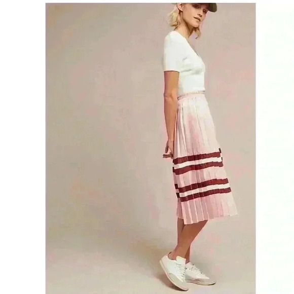 Endless Rose Dresses & Skirts - Endless rose Sporty Pleated striped Skirt